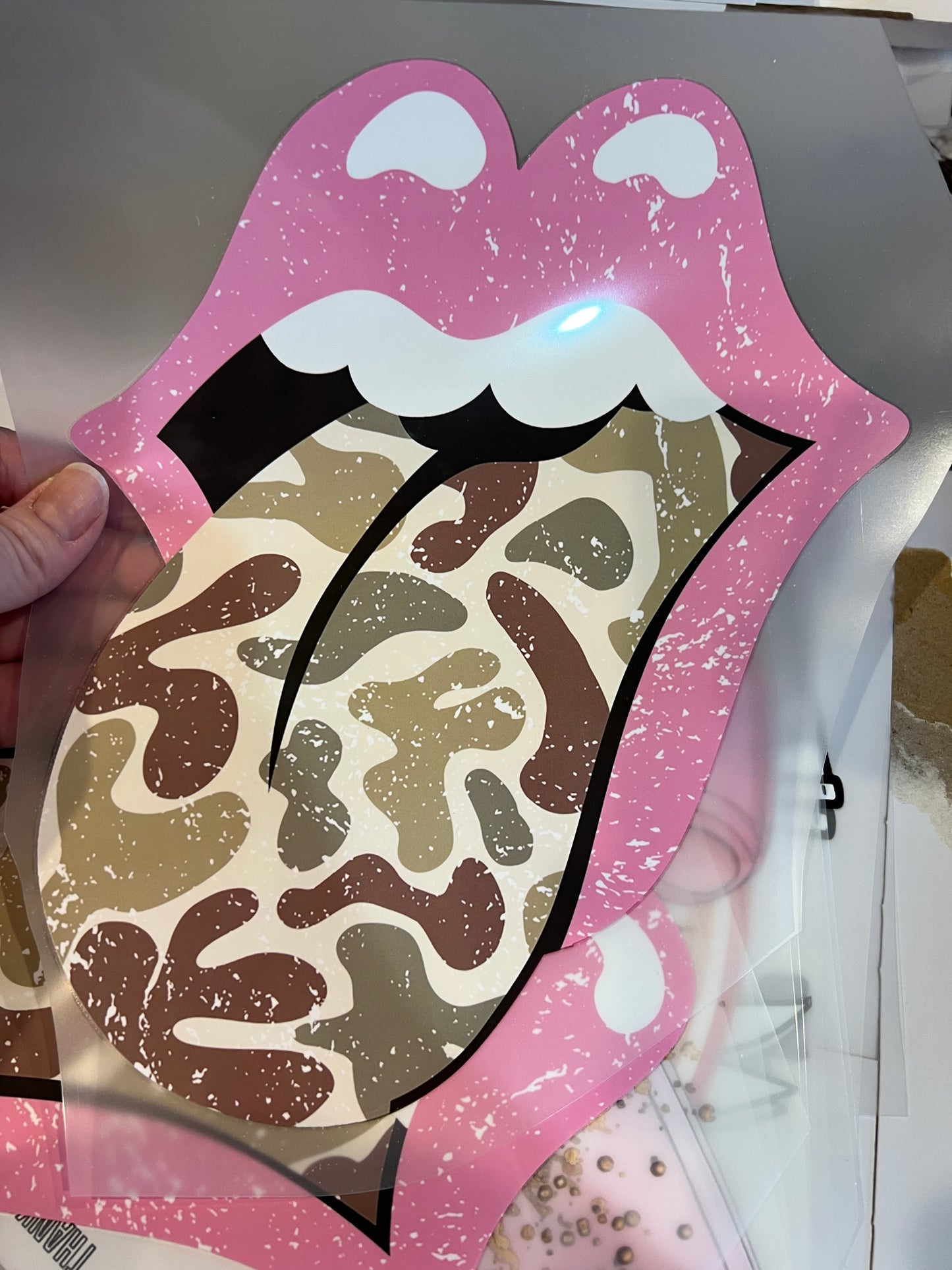 Camo Tongue