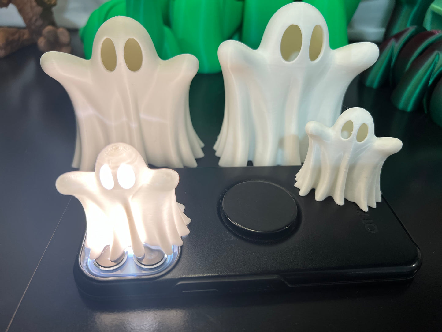 Light up Ghosty Family