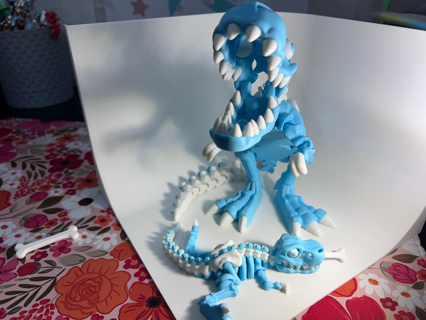 GIANT Dino Skeleton Flexi